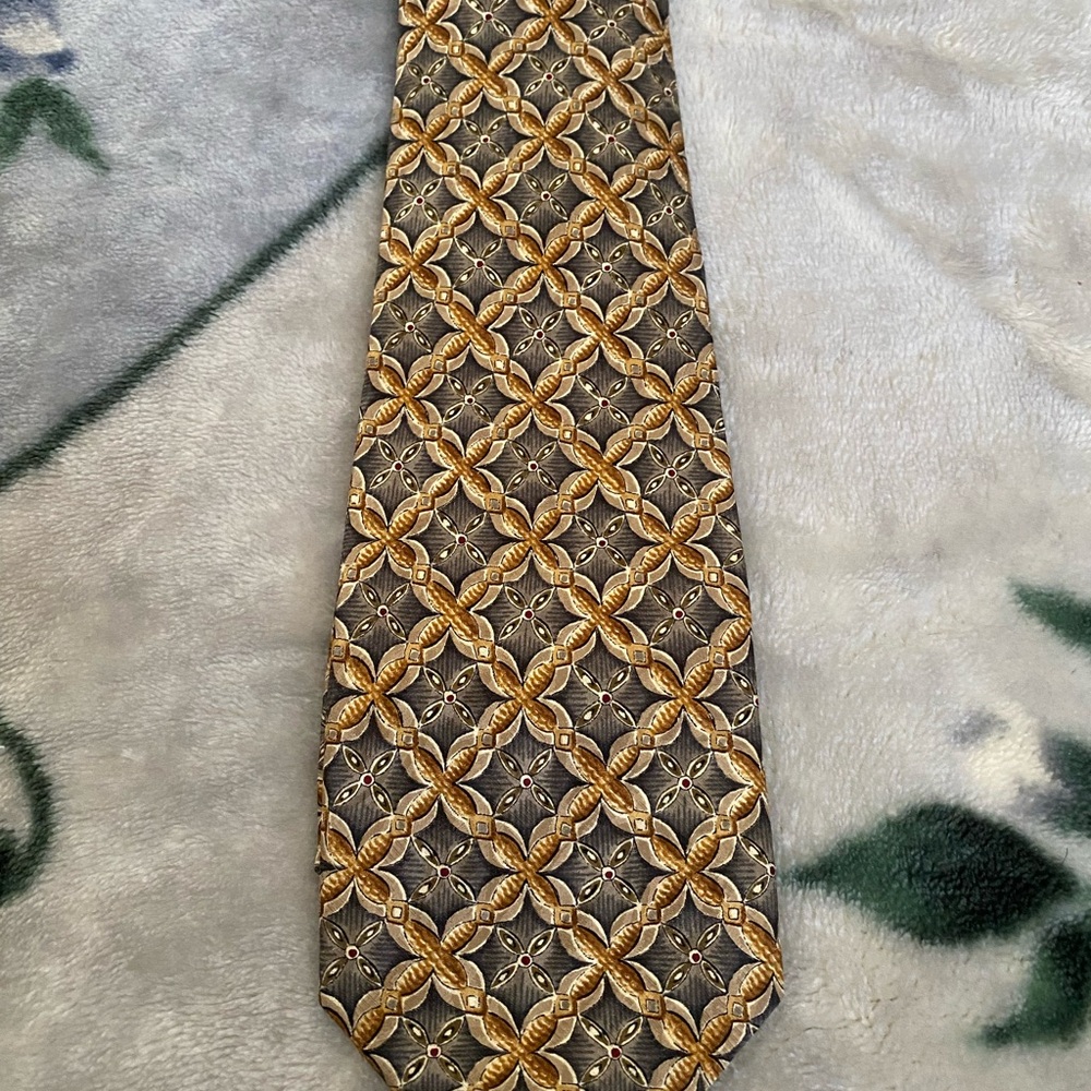 Robert Talbott Elegant Gold And Gray Geometric Tie